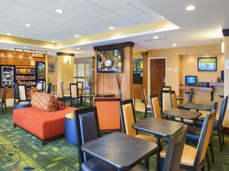 Fairfield Inn By Marriott Evansville East Exterior photo